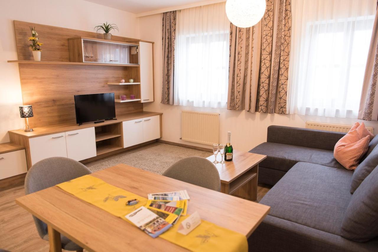 Almtalhotel Appartements In Pettenbach Eksteriør bilde