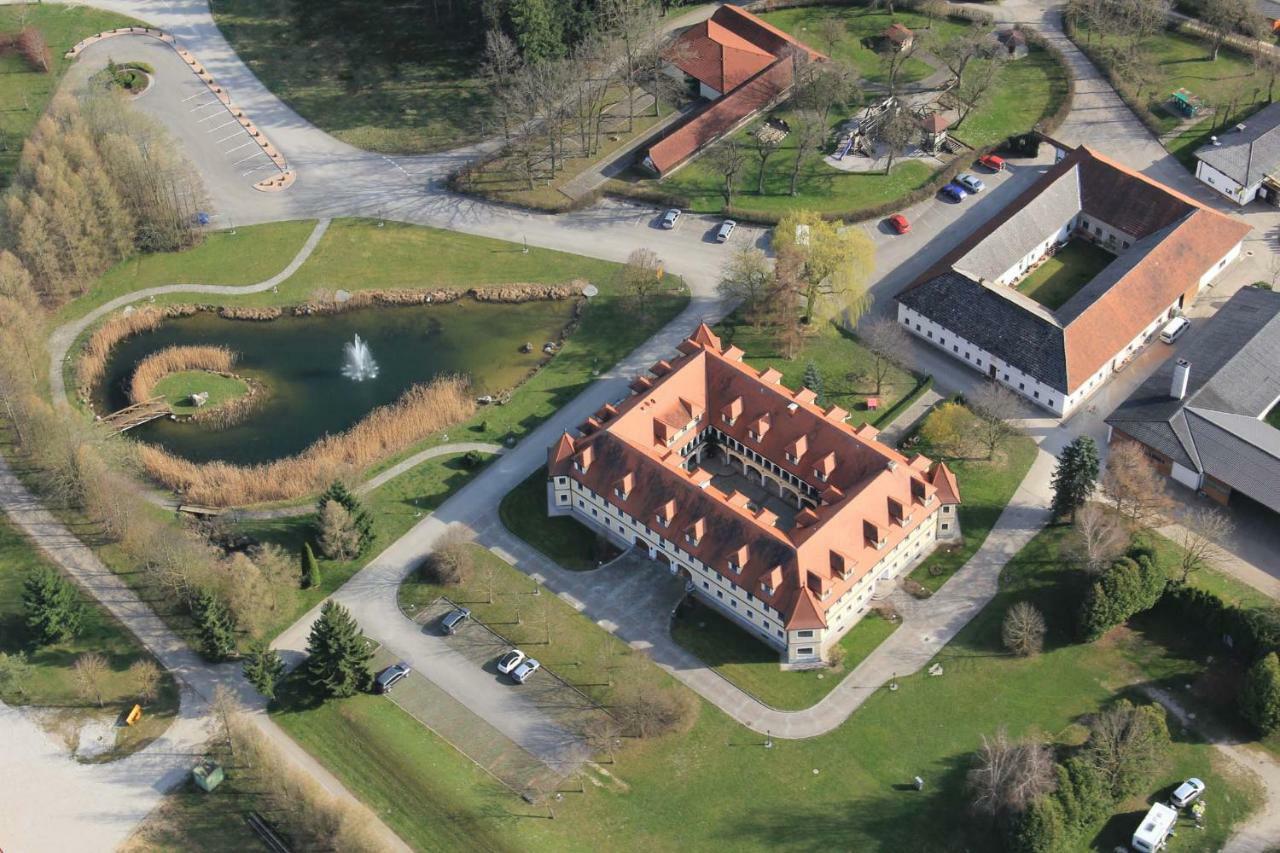 Almtalhotel Appartements In Pettenbach Eksteriør bilde